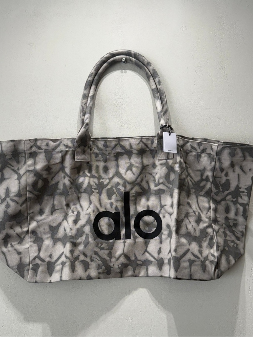 ALO Yoga Gray & White Tie-Dye Canvas Tote